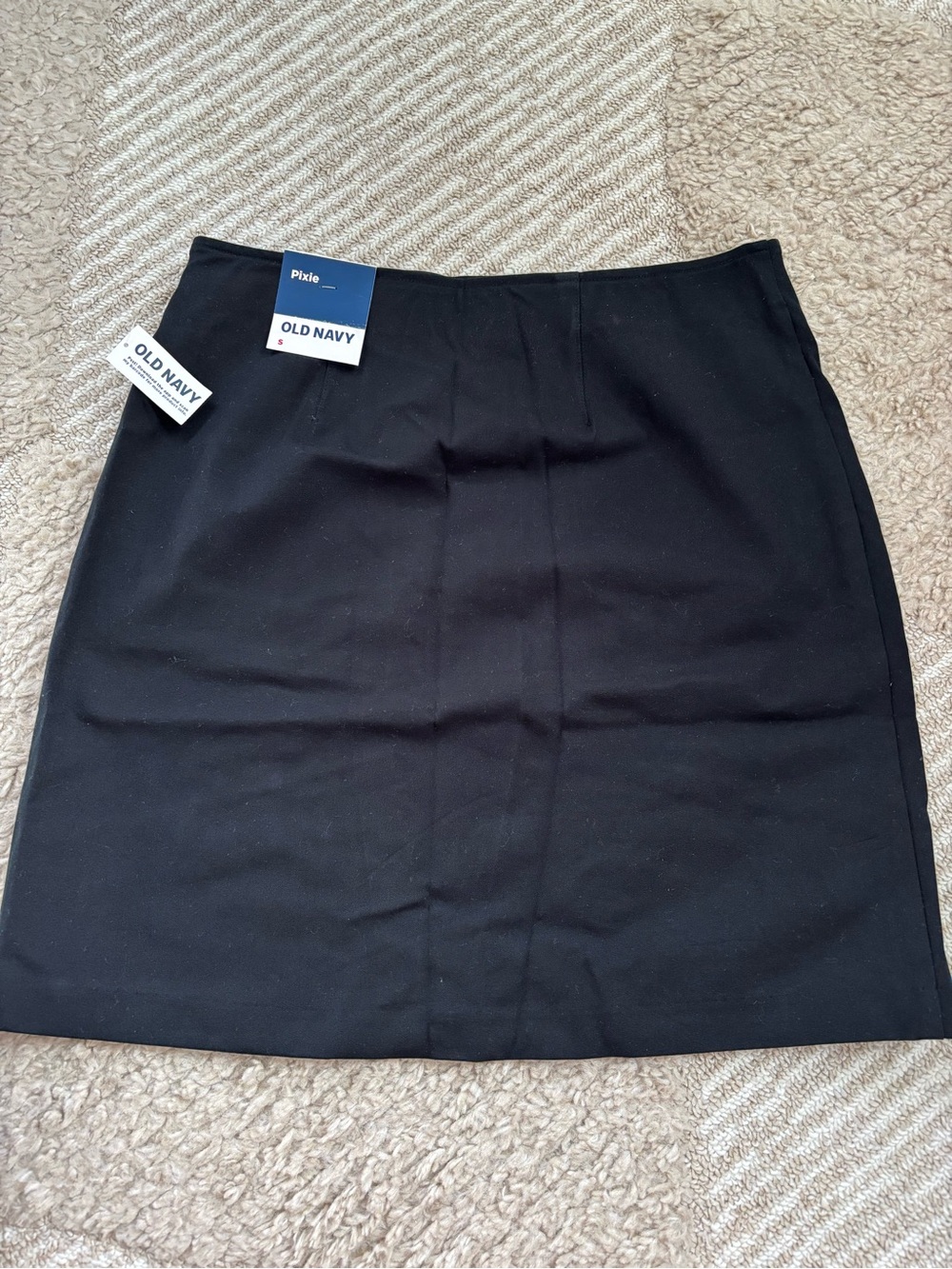 NWT Old Navy Black Mini Pixie Skirt